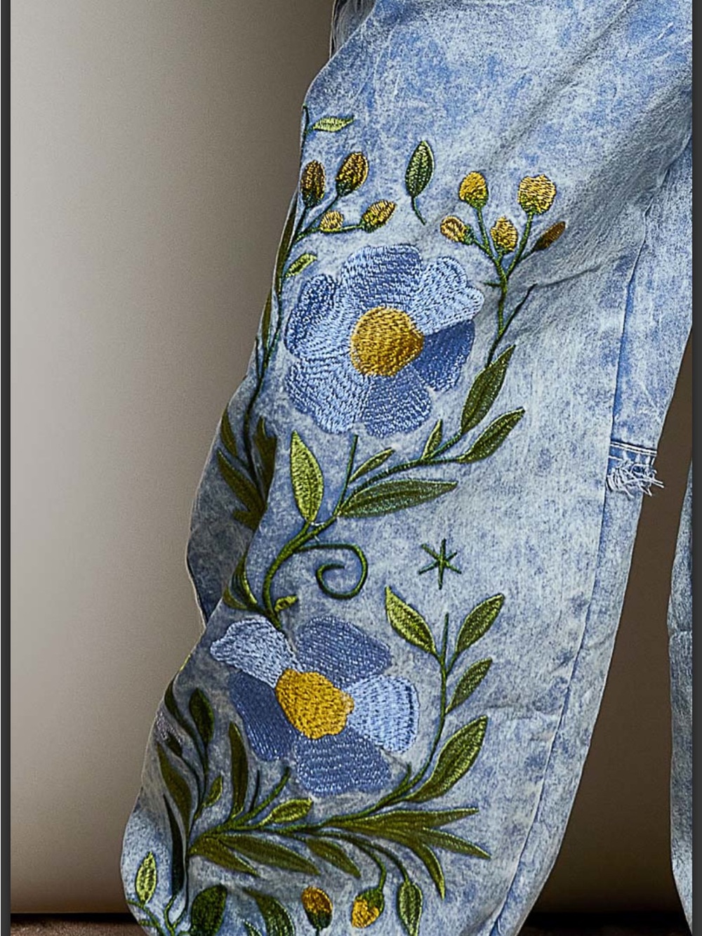 Pol Embroidered Jogger Jeans - Picture 8 of 11
